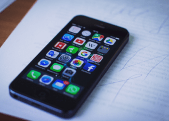 how to change airdrop name